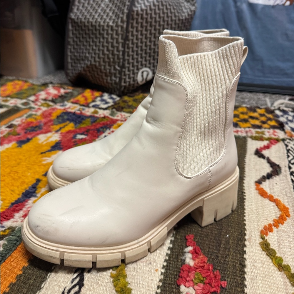 Women's White Chelsea Boots